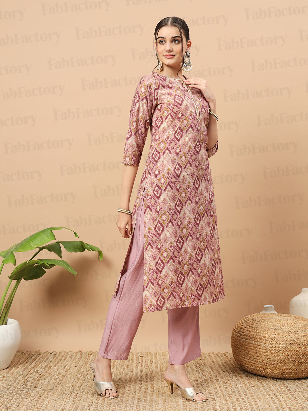 Women's Chanderi Printed Kurta with Pant- 2pc set, TK006