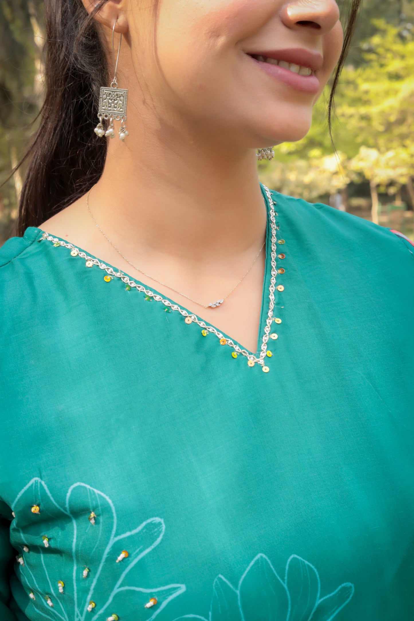 Dark green Printed Suit set with Hand-work on neck & contrast Dupatta, 3pc set