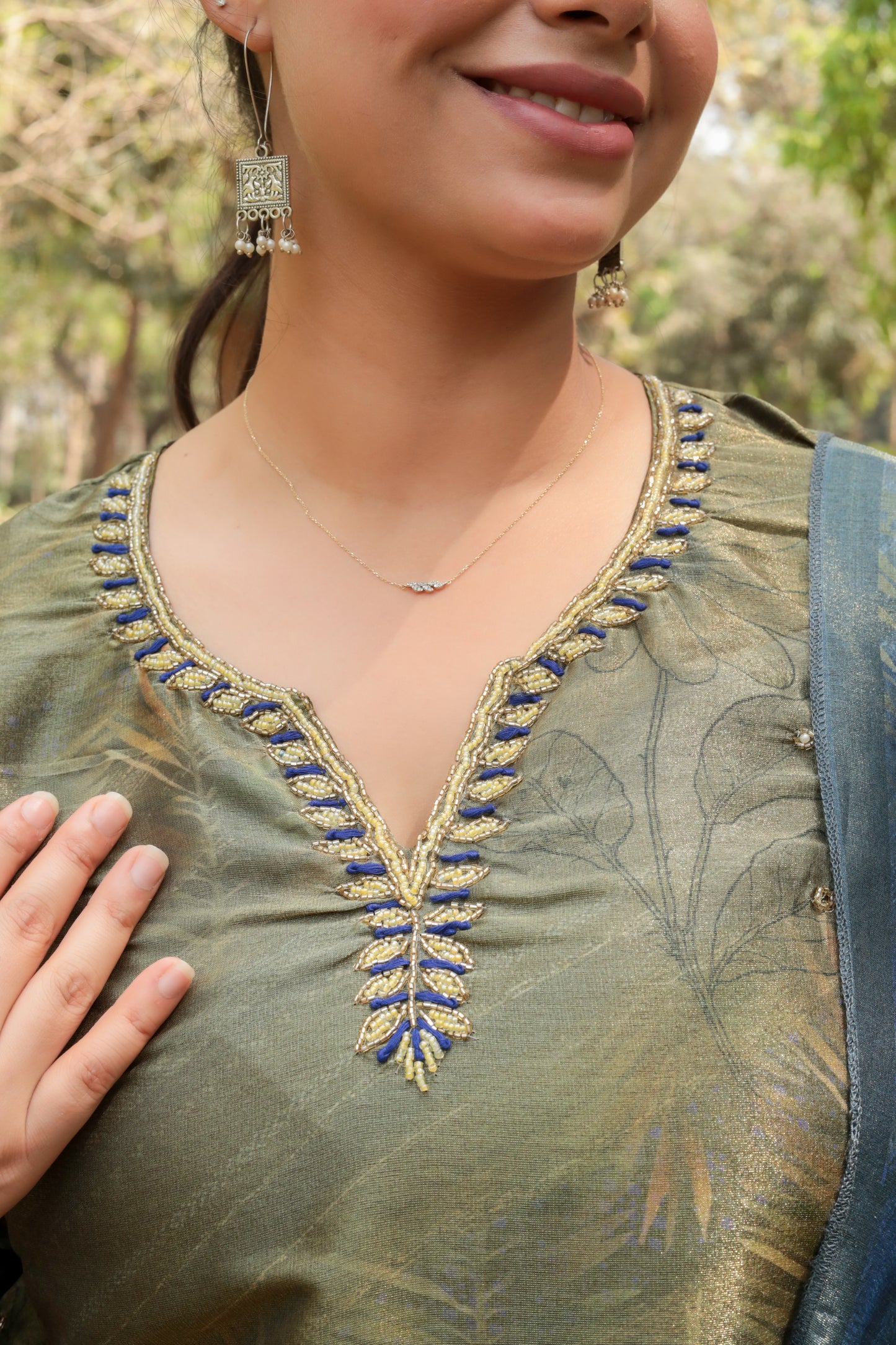 Shiny Green Tissue Silk printed Kurta with hand-work along with Pants & Dupatta, 3pc set