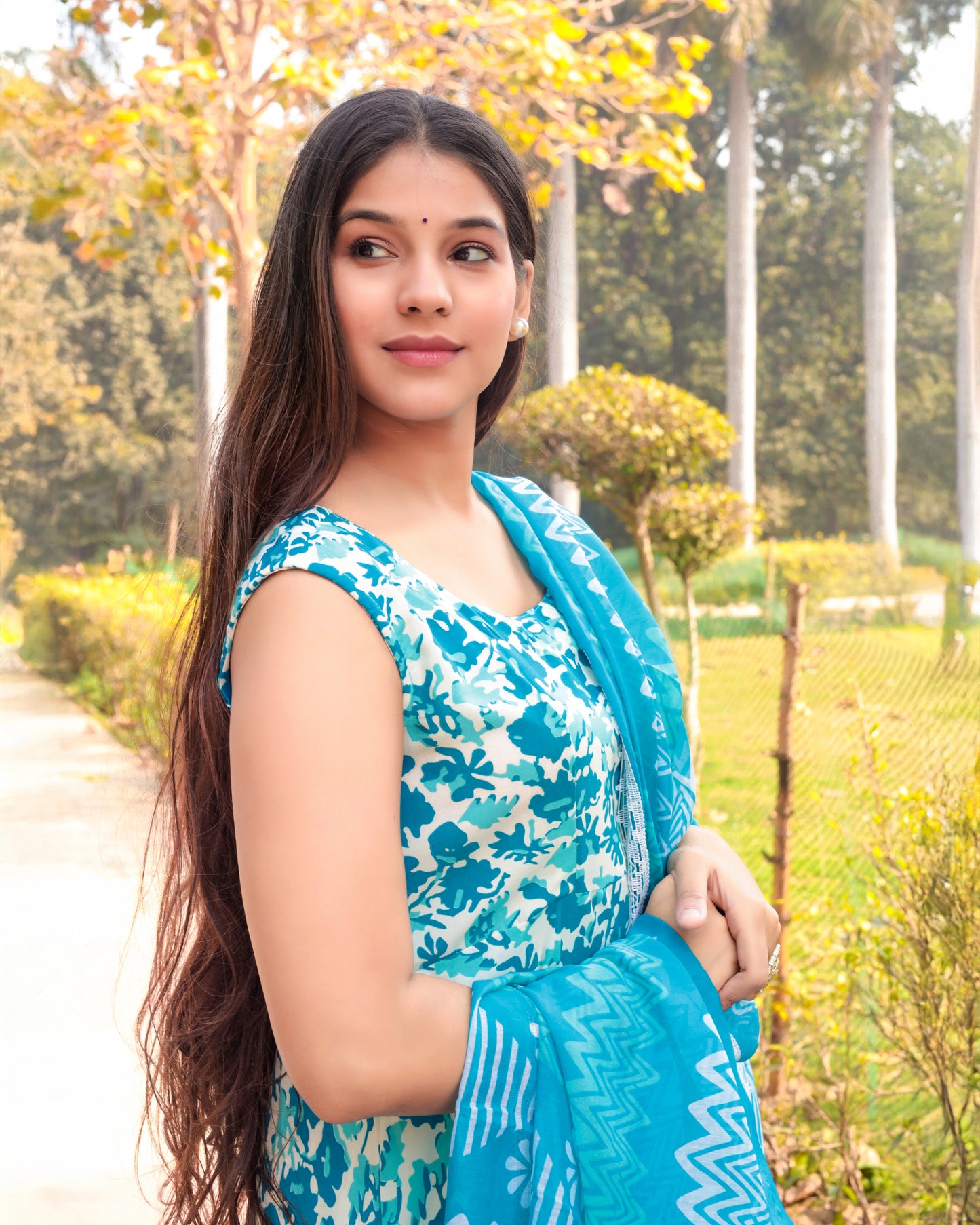 Blue sleeveless cotton printed suit set with dupatta, 3pc, TK170
