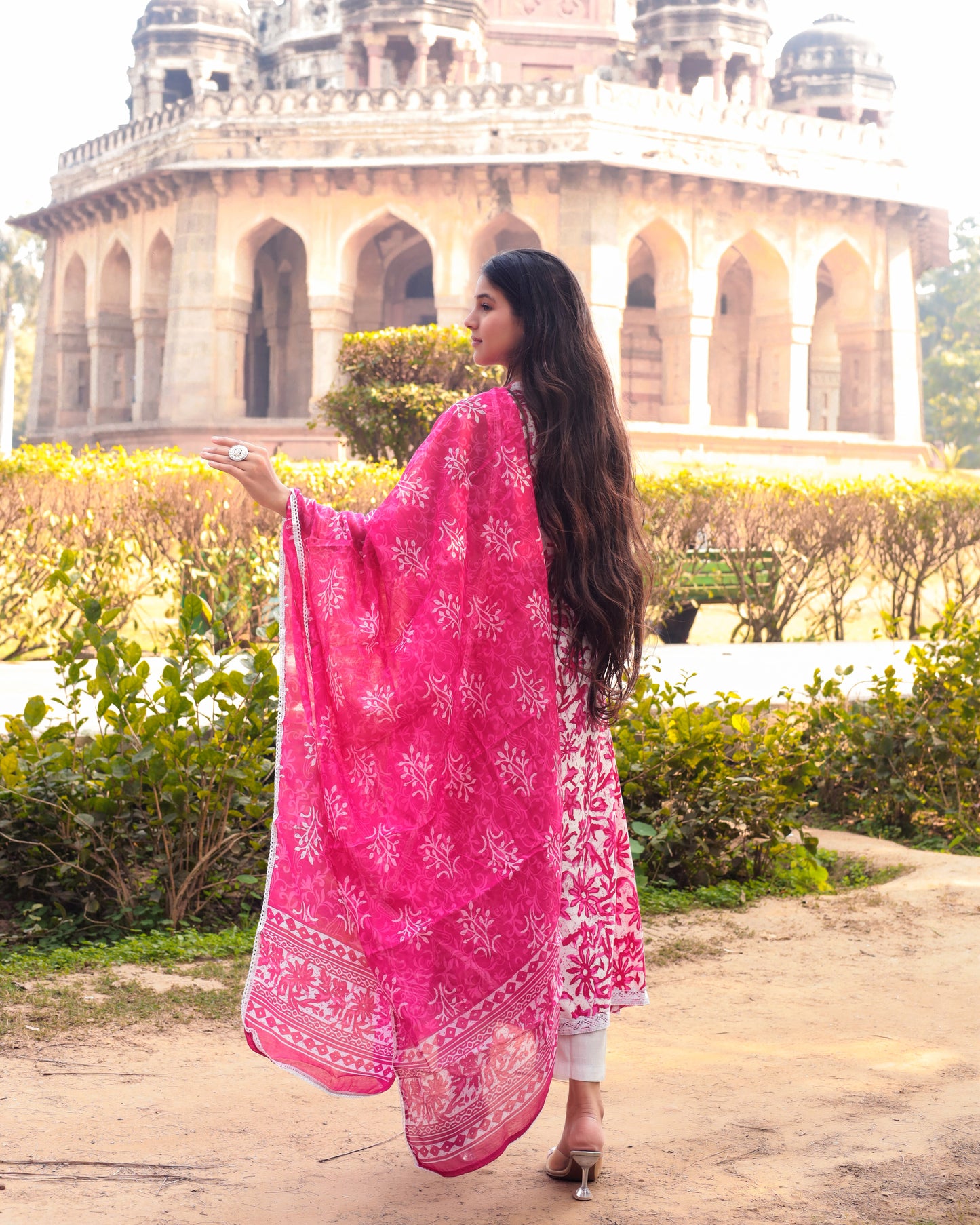 Pink sleeveless cotton printed suit set with dupatta, 3pc, TK171