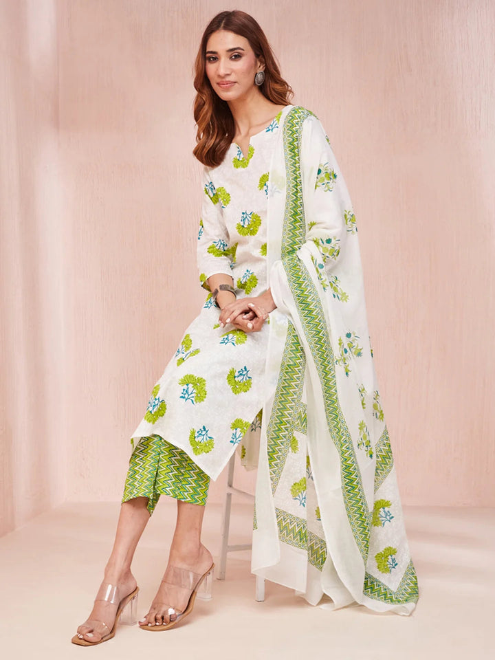 Women's Cotton Blend Printed Kurta with Pants & Dupatta- 3pc set, TK090