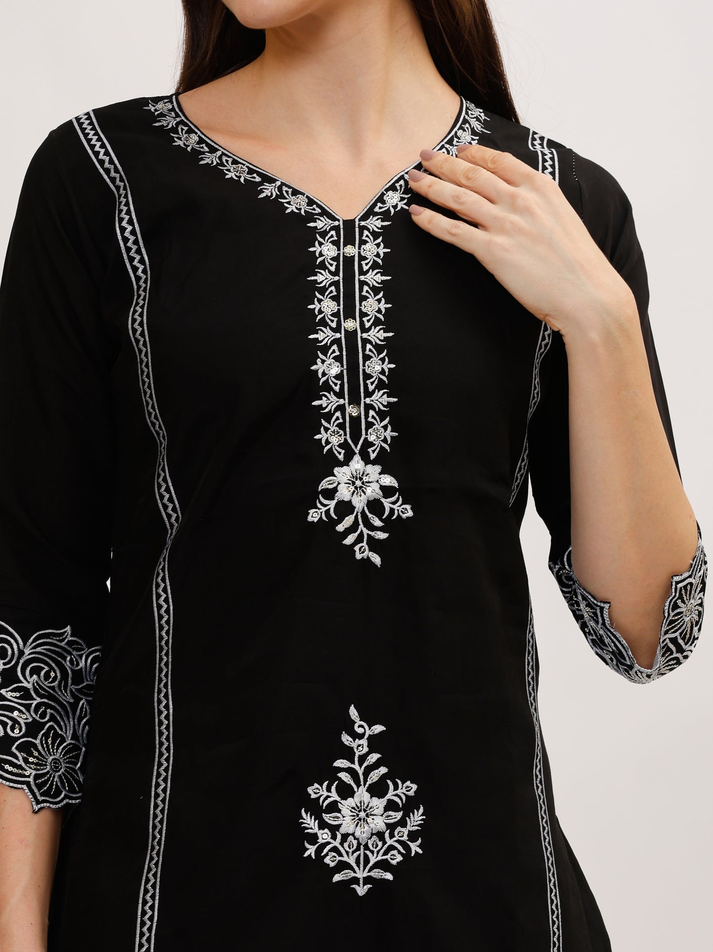 Twinkle & Tulle roman silk fabric suit set with sequen flower & net dupatta
