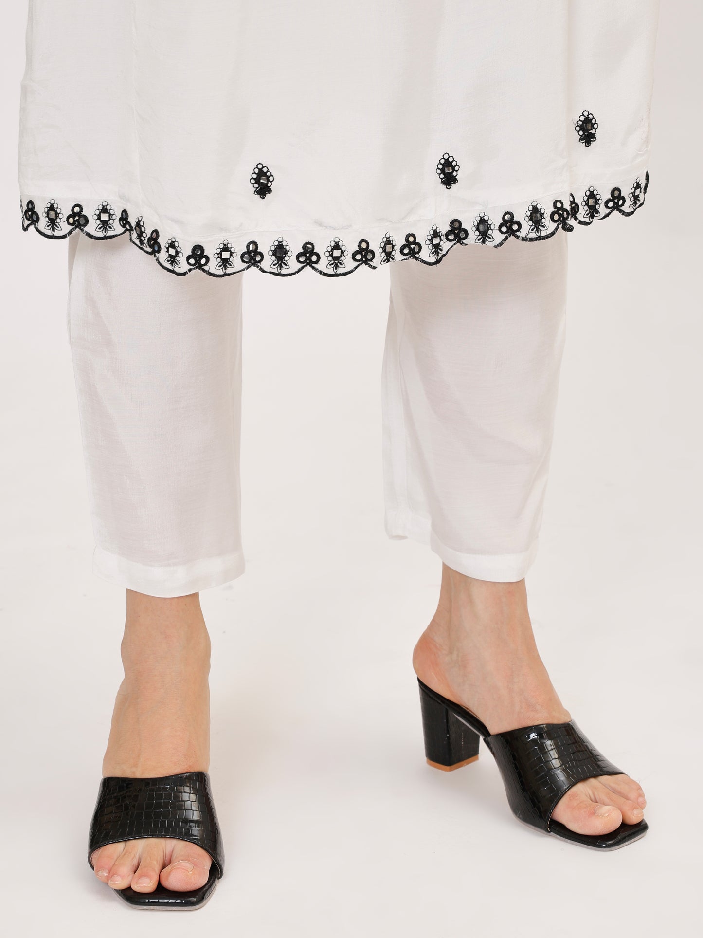 Premium White Pure Muslin Suit Set with black thread work- TK134