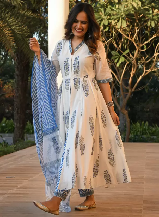 Women's Rayon Blend Printed Kurta with Pants & Dupatta- 3pc set, TK023