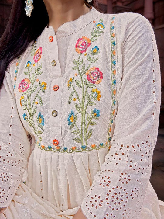 Off-white floral embroidered siot set with dupatta, 3pc, TK184