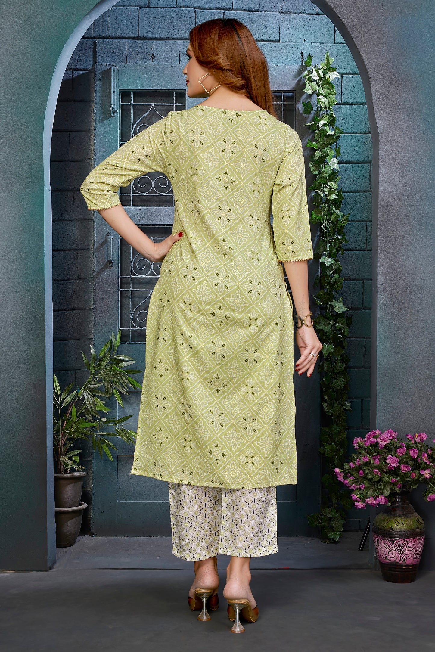 Women's Rayon Blend Printed Kurta with Pant- 2pc set, TK031