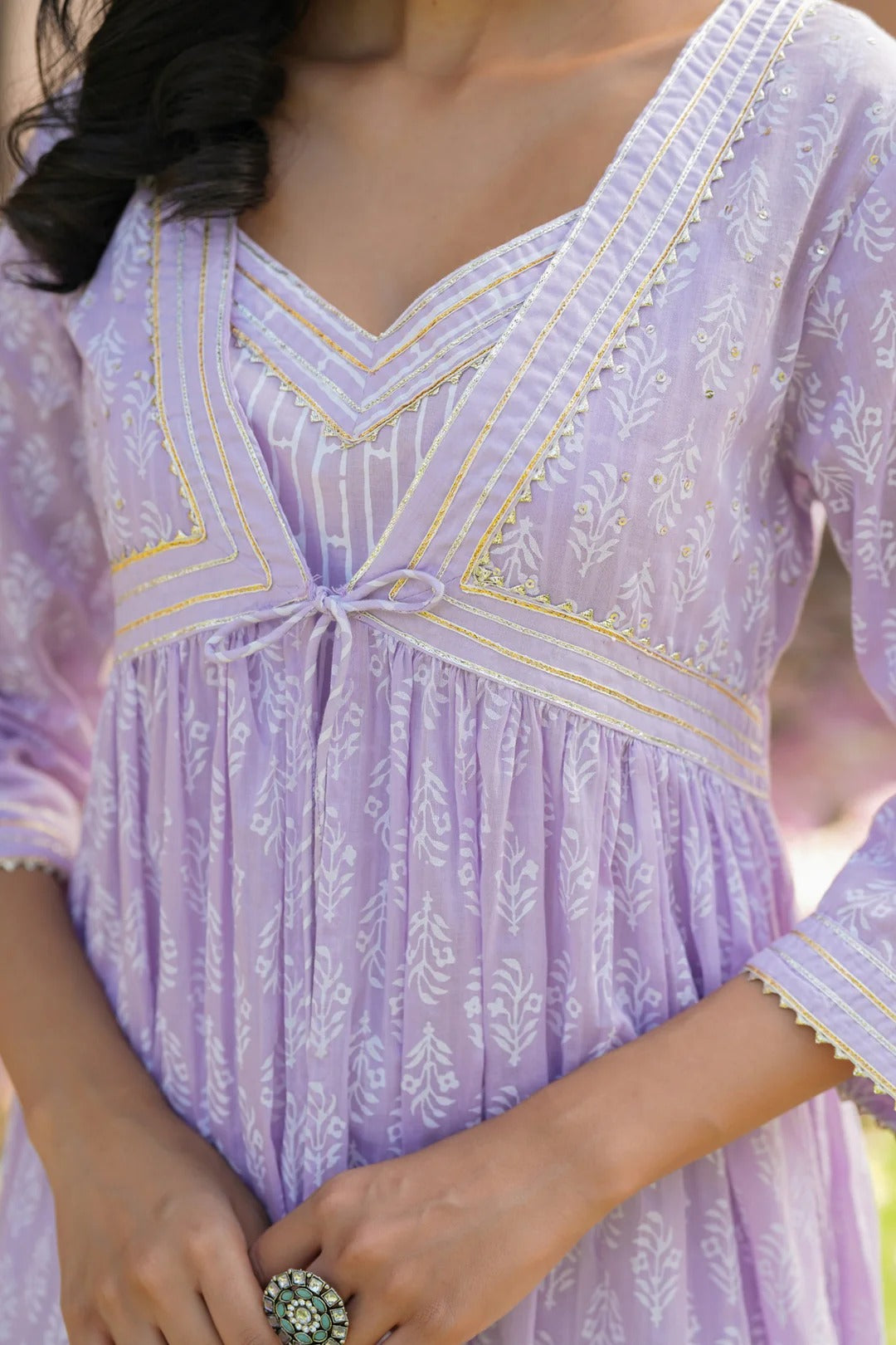 Lavender Cotton Mulmul Khari Printed Shrug, Kurta & Pant Set