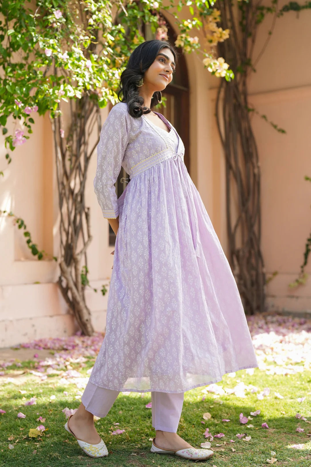 Lavender Cotton Mulmul Khari Printed Shrug, Kurta & Pant Set