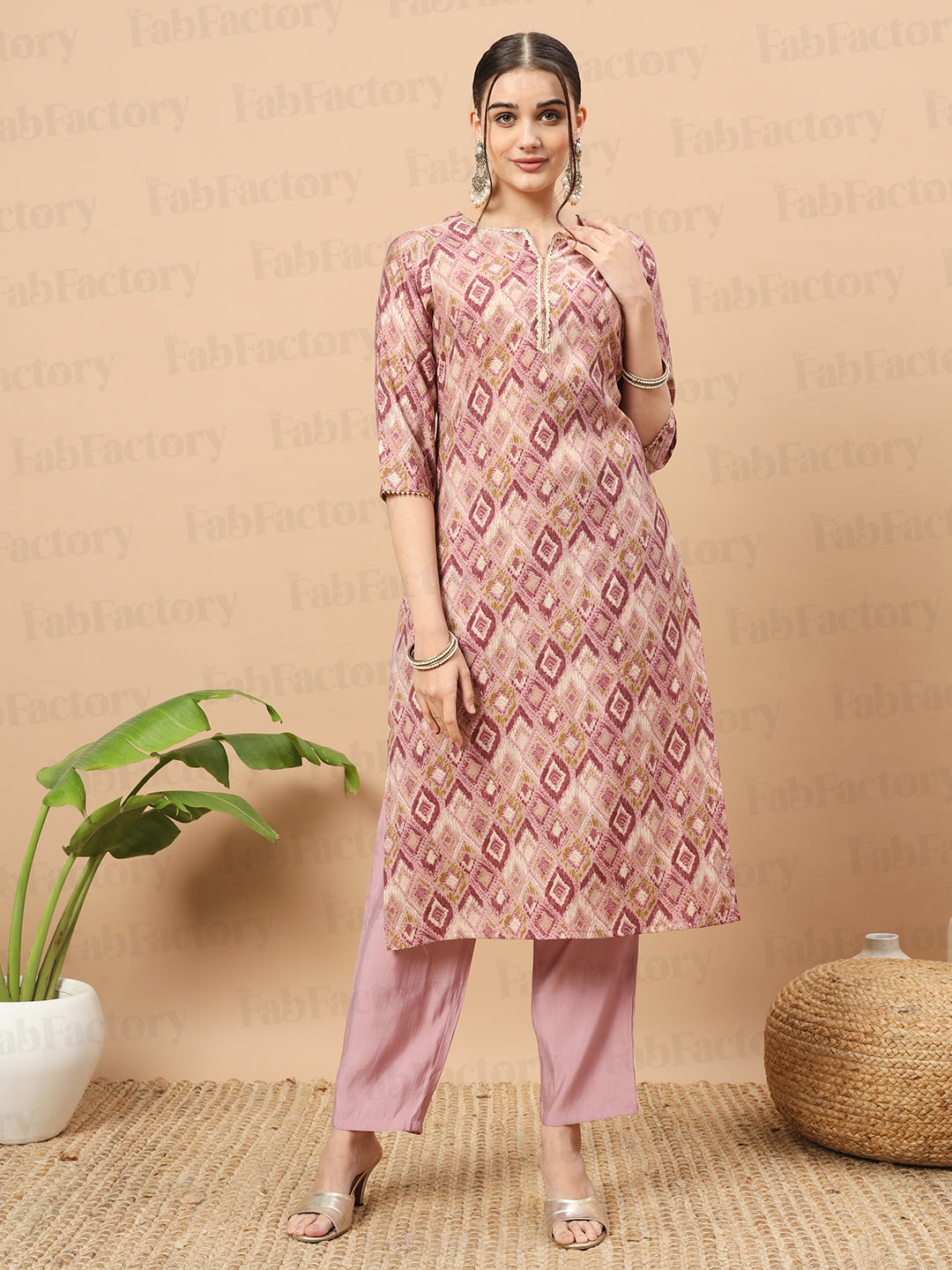 Women's  Chanderi Printed Kurta with Pant- 2pc set, TK006