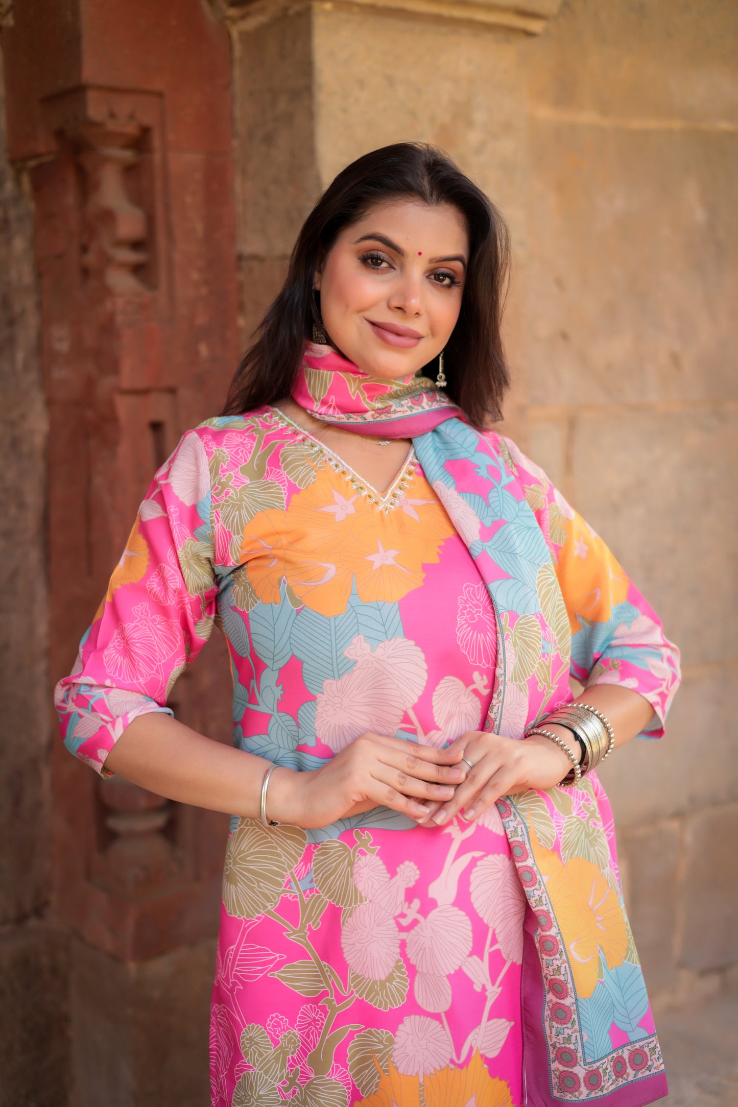 Premium & Soft Pink Floral Printed Kurta with Pants & Dupatta with Hand-work on neck, 3pc set