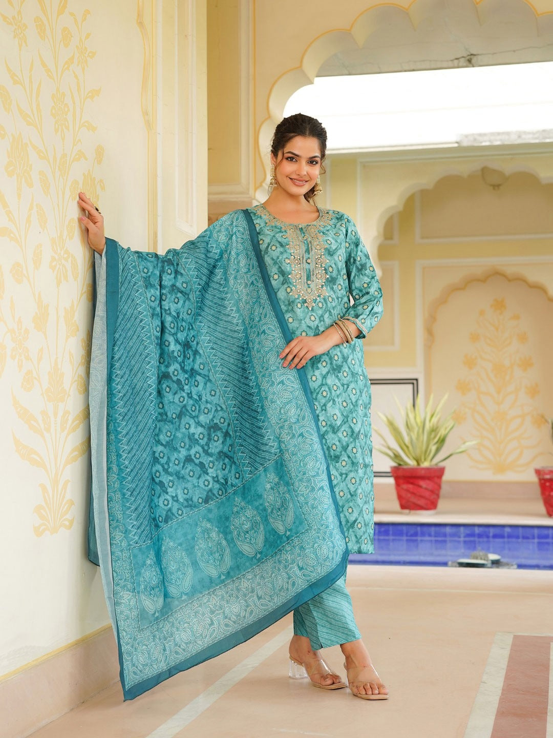 Sea Green Silk Blend Ombre Straight Kurta Trousers With Dupatta