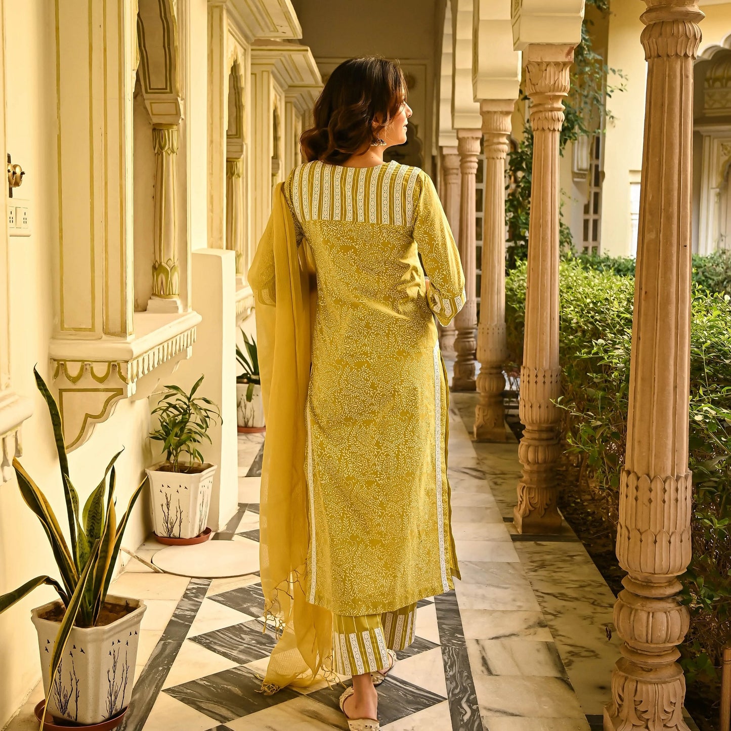 Mustard printed Viscose suit set with dupatta, 3pc