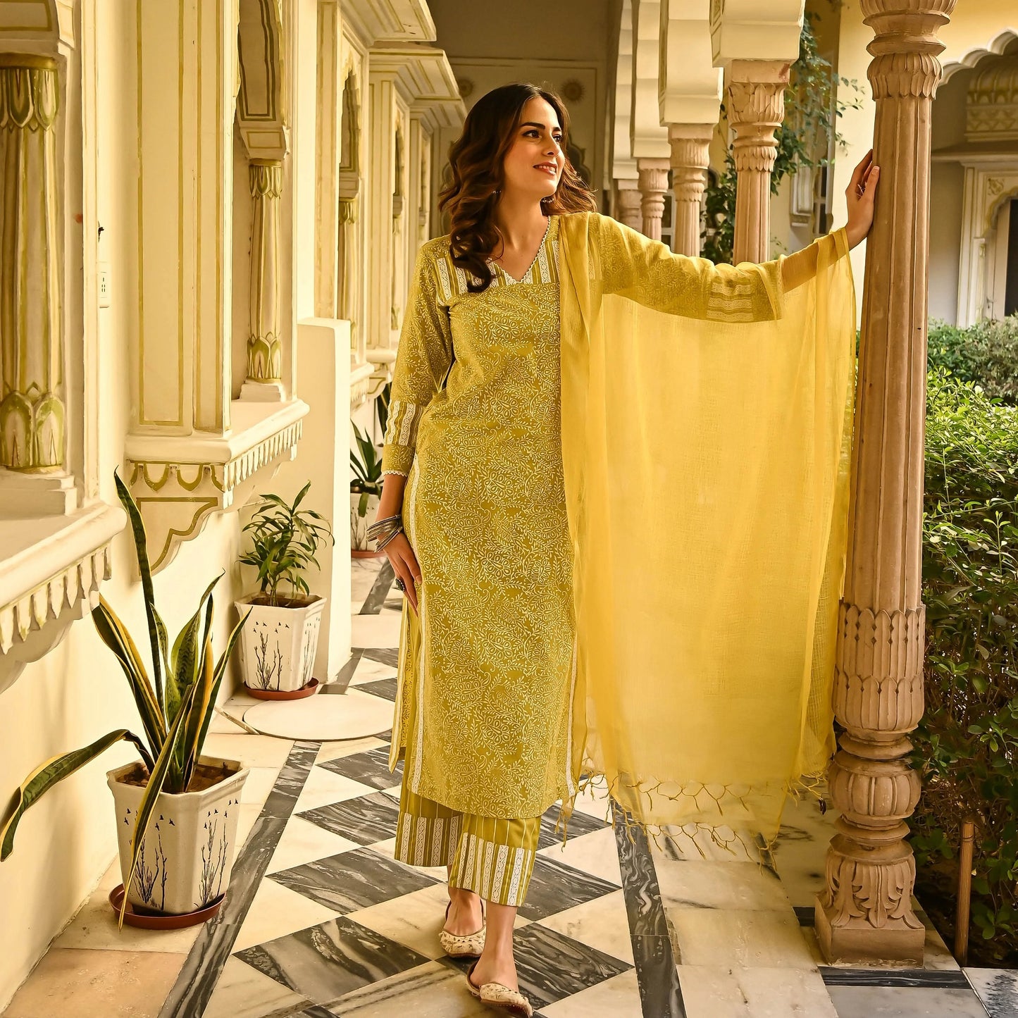 Mustard printed Viscose suit set with dupatta, 3pc