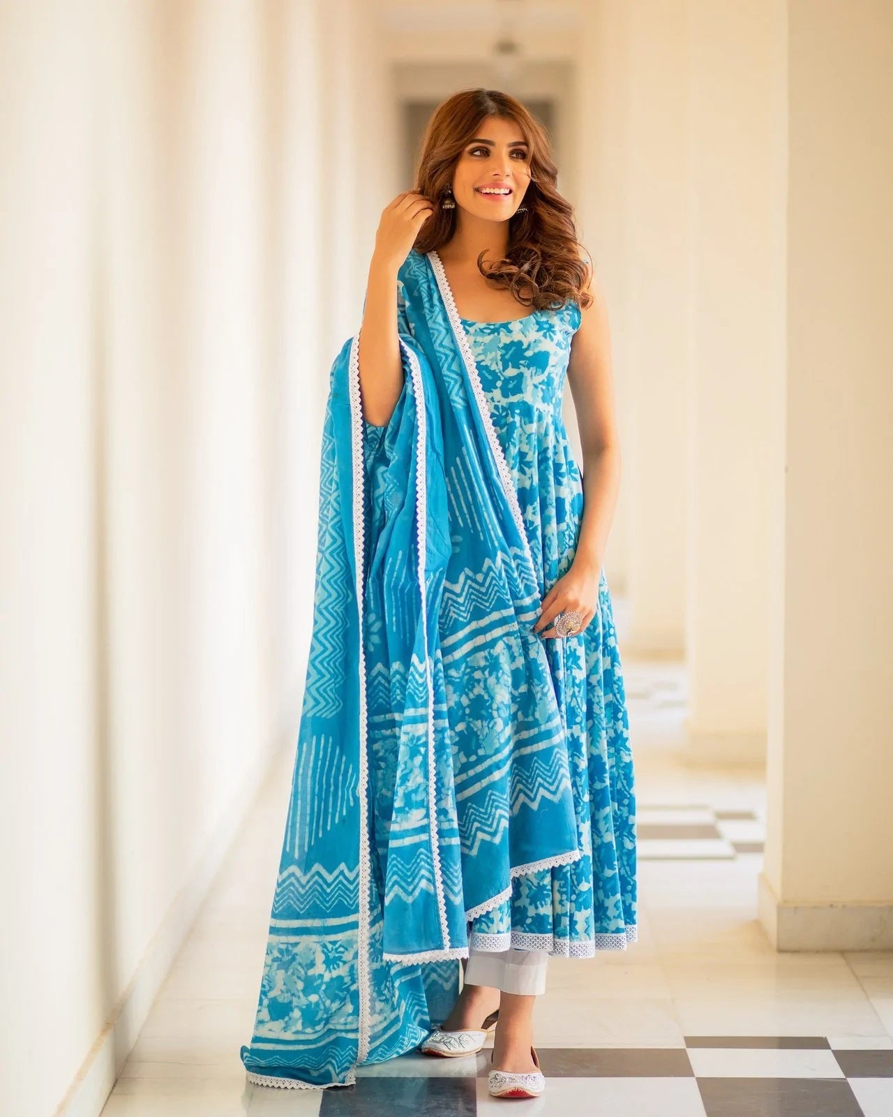 Blue sleeveless cotton printed suit set with dupatta, 3pc