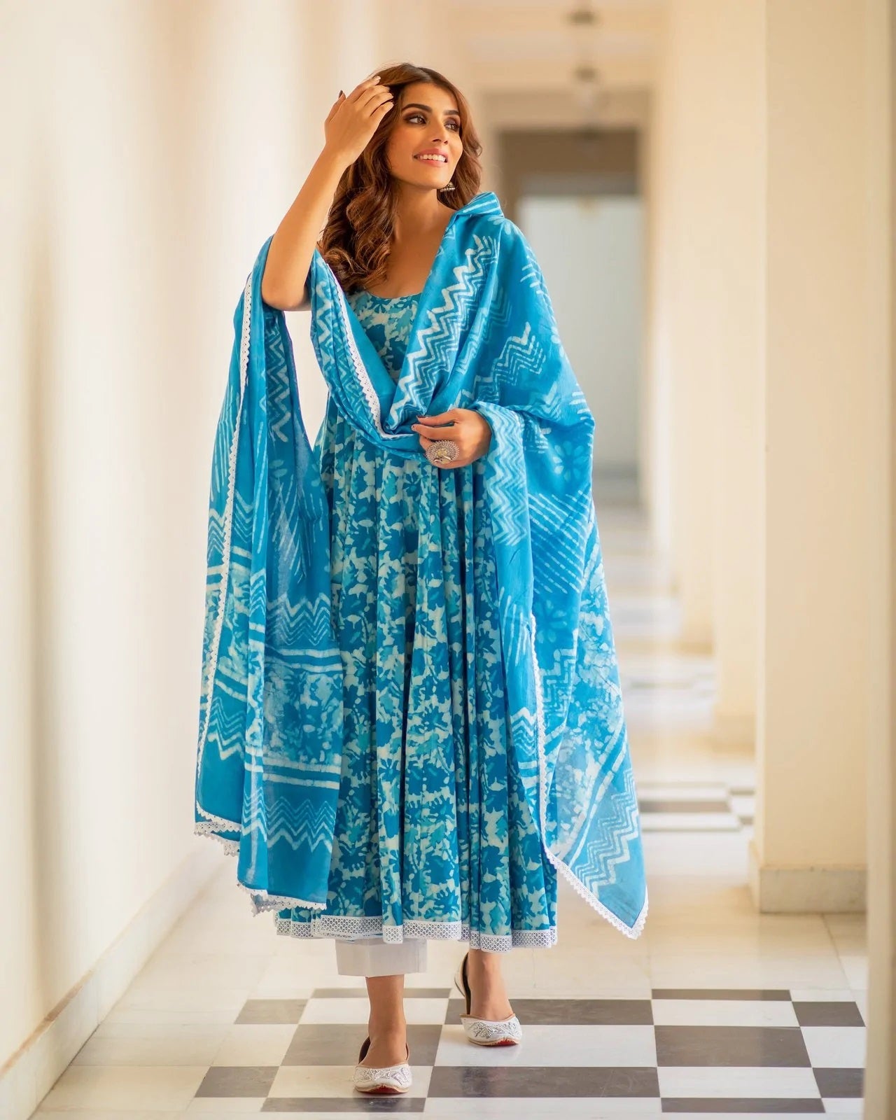 Blue sleeveless cotton printed suit set with dupatta, 3pc