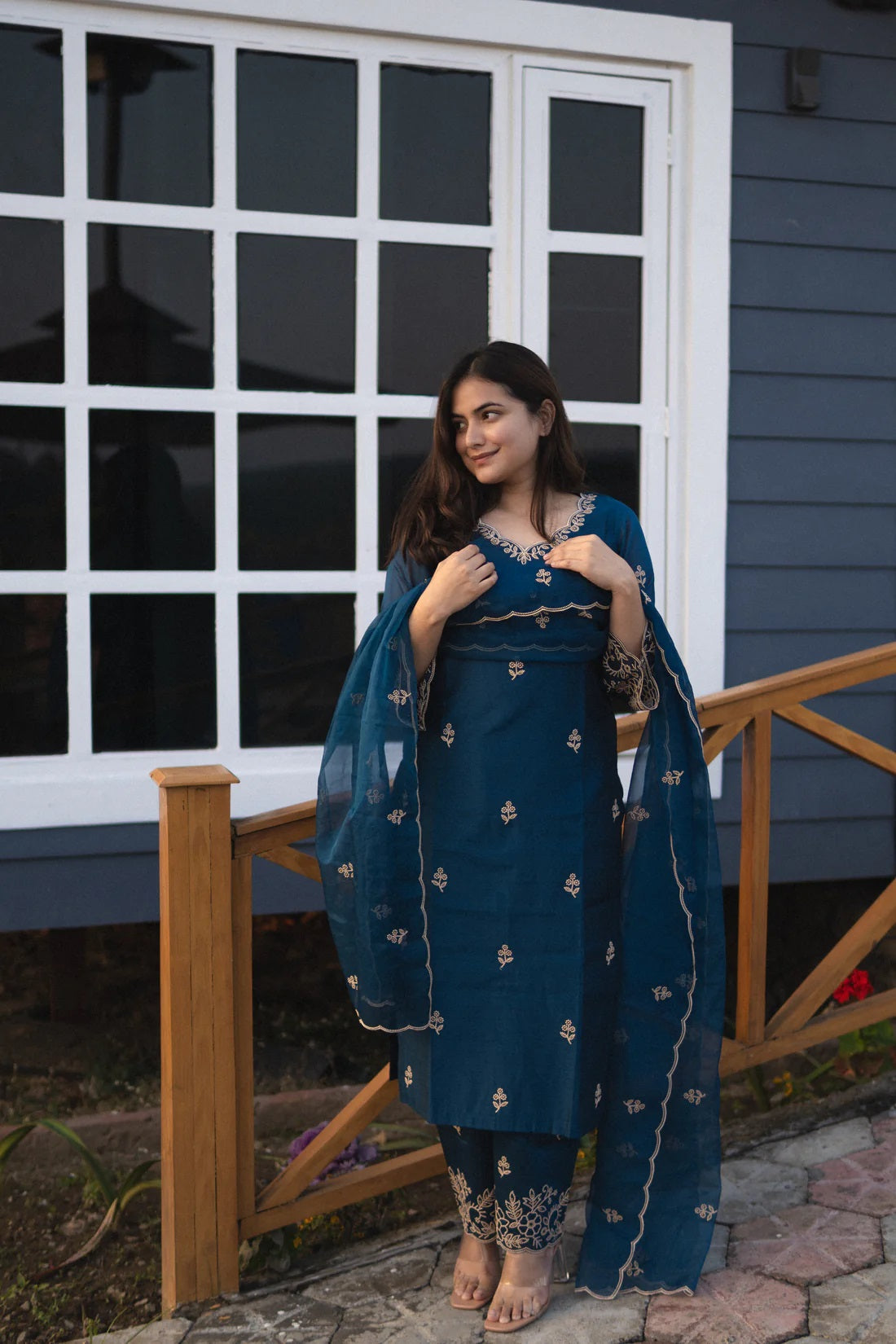 Teal Blue Embroidered Viscose Silk suit set with dupatta, 3pc